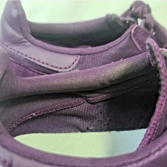 Adidas Originals Women's Forest Grove Red Night Purple Shoes Size 7.5 - Picture 9 of 12